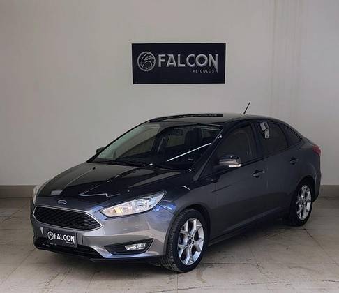 FORD FOCUS 2.0 SE FASTBACK 16V FLEX 4P POWERSHIFT